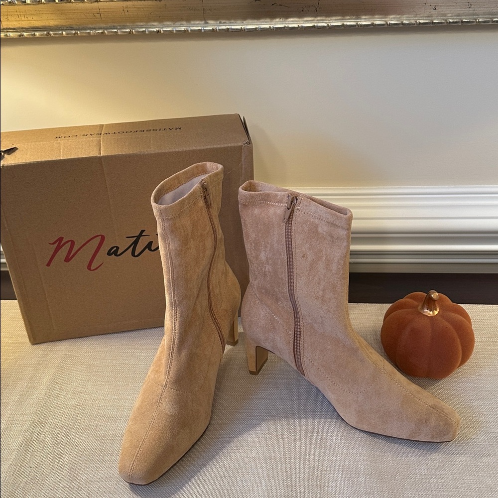NEW Matisse Tan Ankle Boots